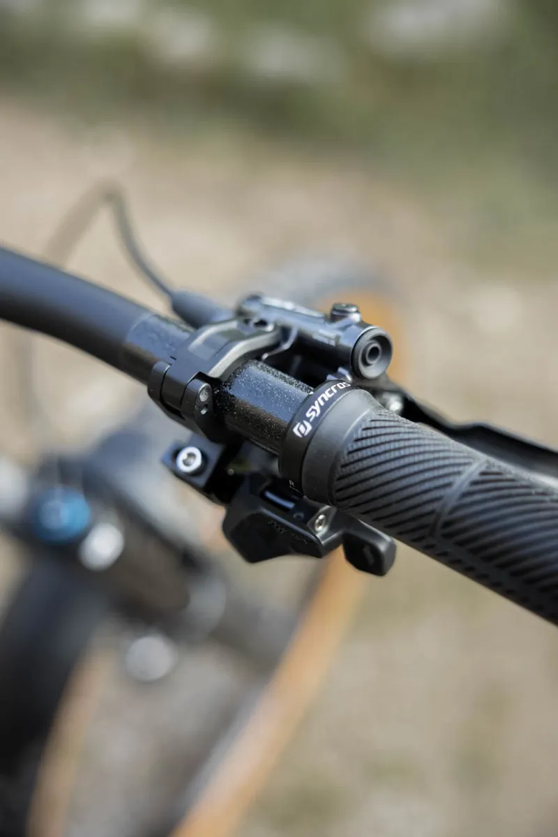 Scott Genius 910 Mountain Bike in Green-2