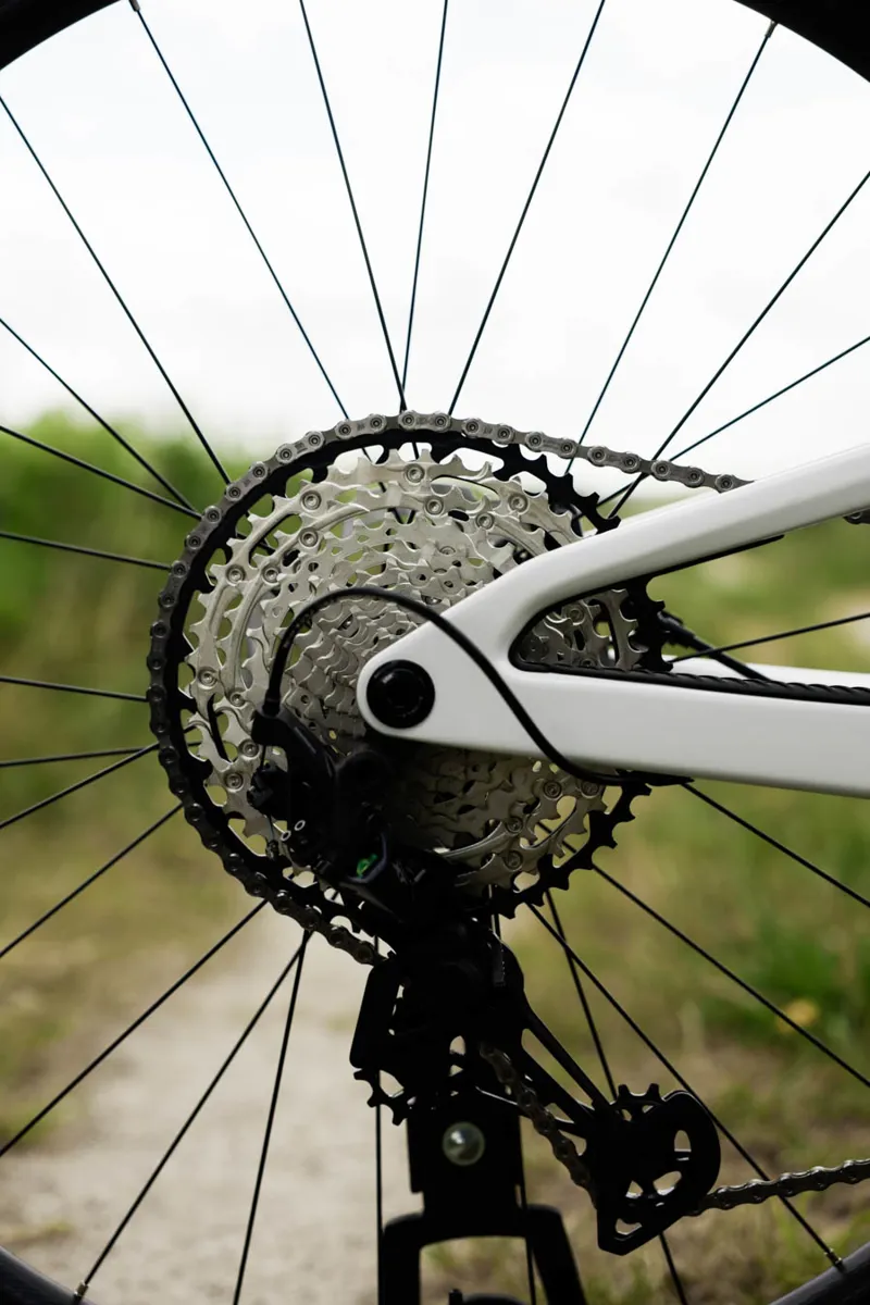 Scott Spark RC Team Mountain Bike in White-9