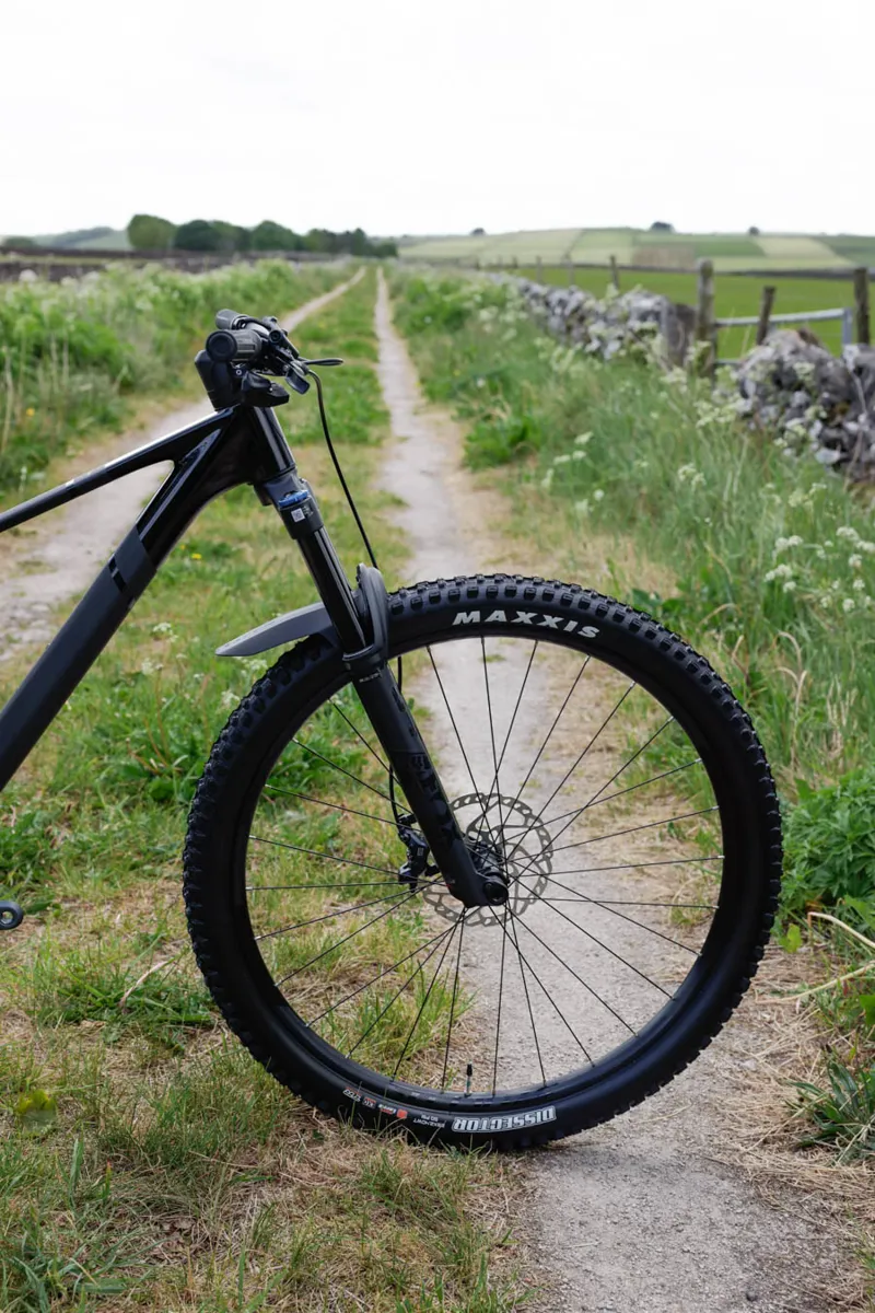 Scott Spark ST 910 TR Carbon Mountain Bike in Black-3