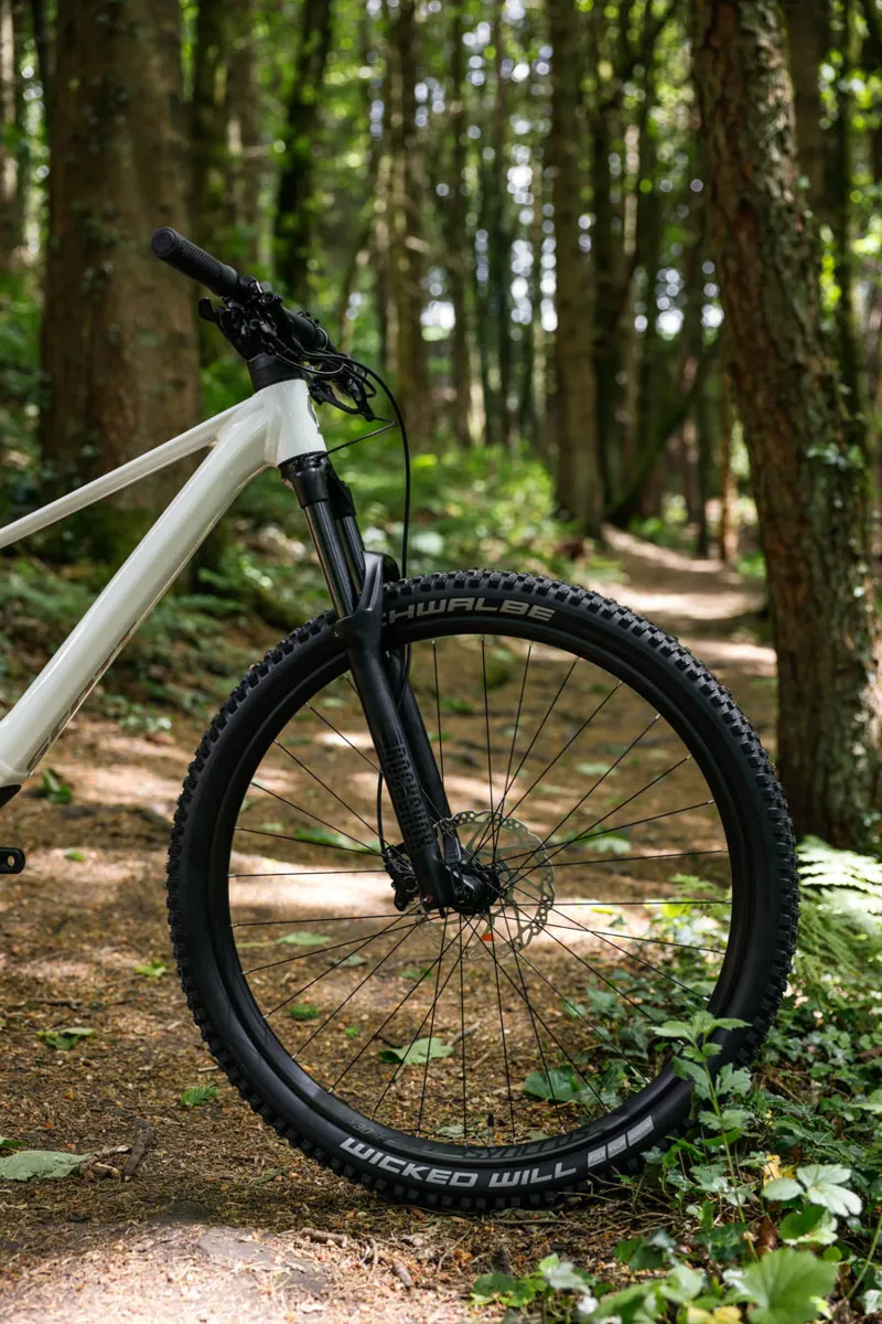 Scott Contessa Spark 930 Mountain Bike in White-2