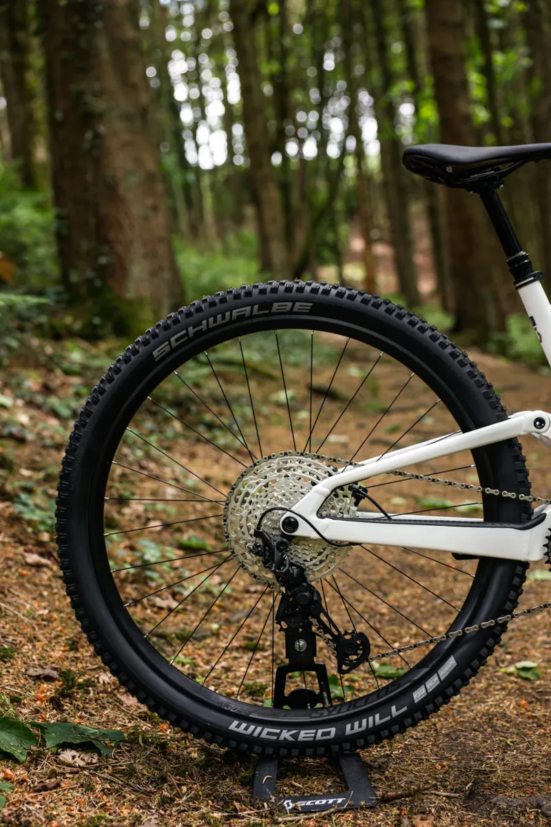 Scott Contessa Spark 930 Mountain Bike in White-3