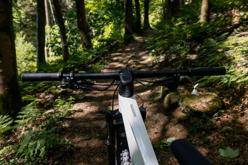 Scott Contessa Spark 930 Mountain Bike in White-10