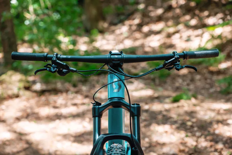 Scott Spark 960 Mountain Bike in Blue-8