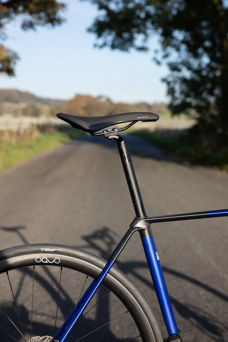 Orbea Orca M35i Shimano 105 Di2 2x12sp Zipp OQUO Carbon Wheelset Medium 53 and Large 55Blue-6