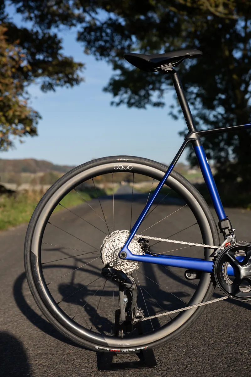 Orbea Orca M35i Shimano 105 Di2 2x12sp Zipp OQUO Carbon Wheelset Medium 53 and Large 55Blue-9