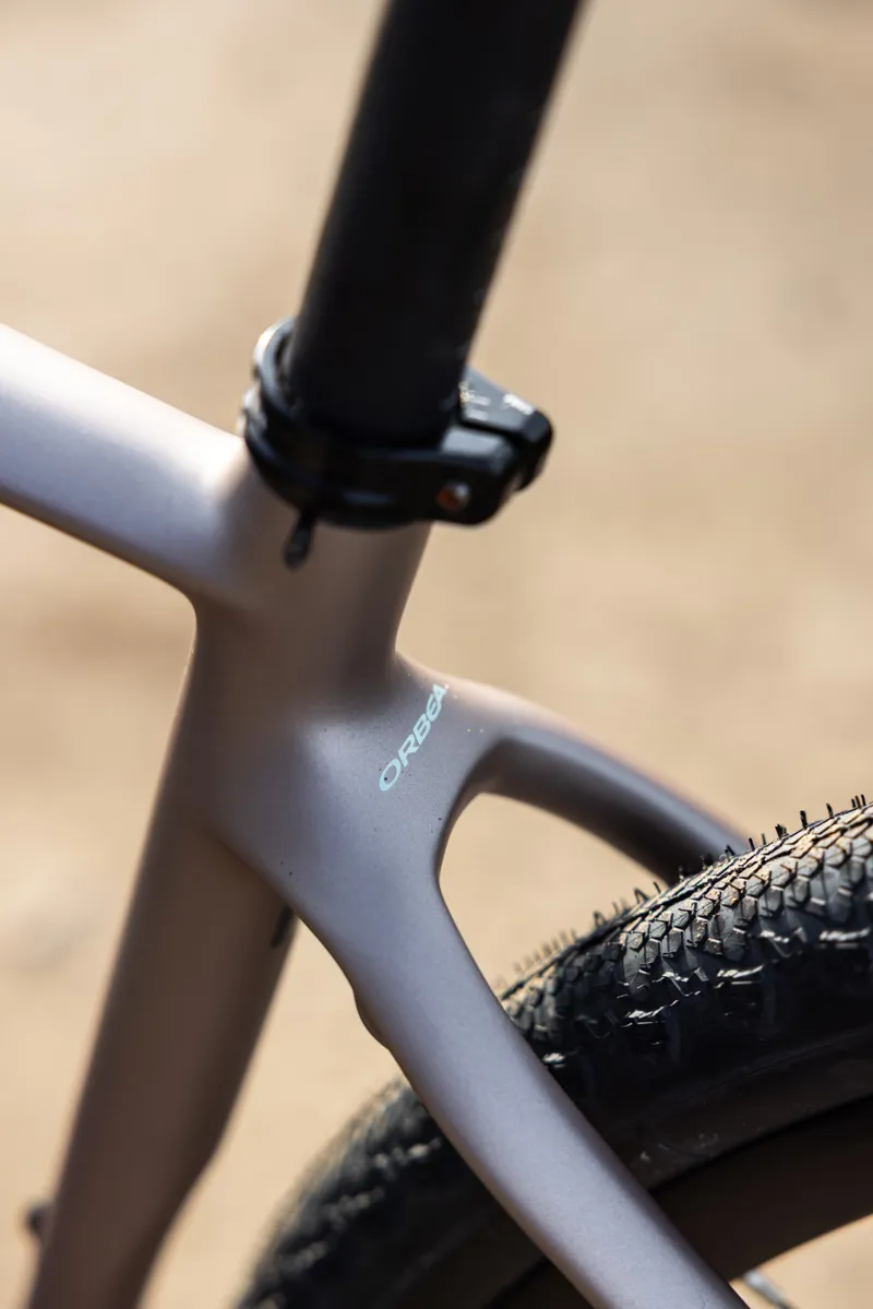 Orbea Terra M30Team 1X Gravel Bike in Nickel/Cinnamon Matt-5
