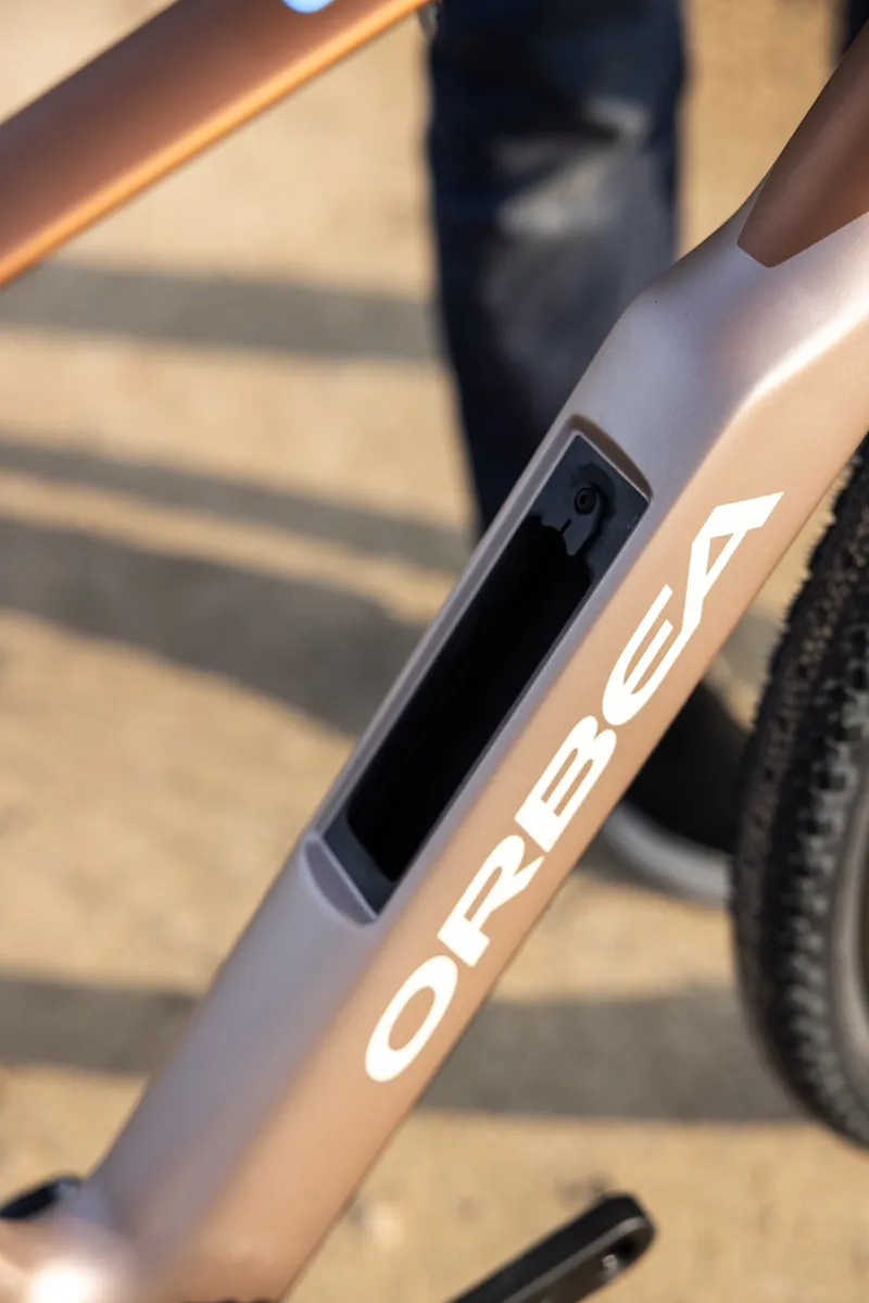 Orbea Terra M30Team 1X Gravel Bike in Nickel/Cinnamon Matt-10