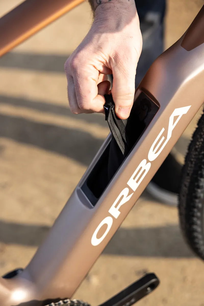 Orbea Terra M30Team 1X Gravel Bike in Nickel/Cinnamon Matt-9