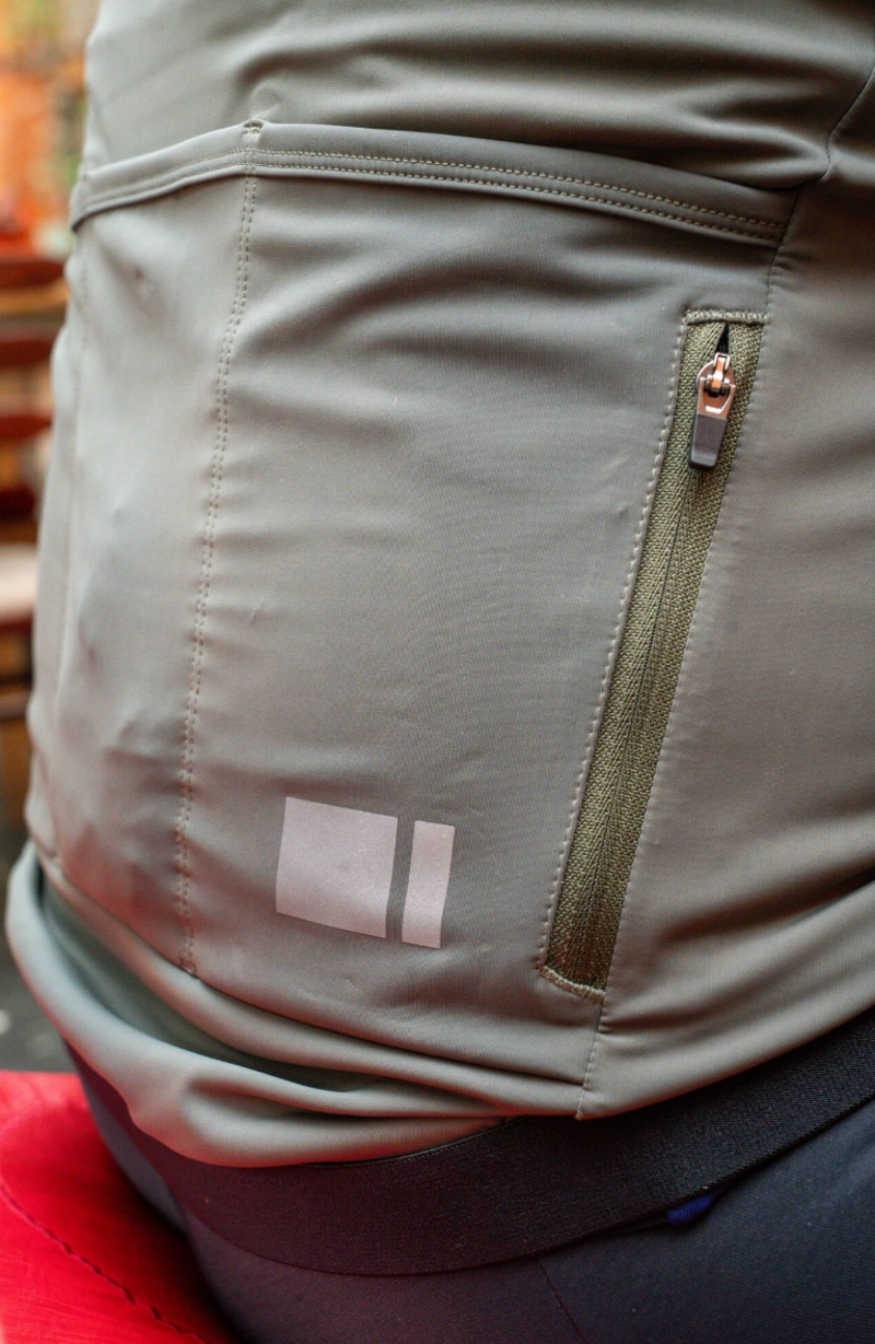 Madison DTE Men's Isoler Thermal Long Sleeve Jacket In Black-10