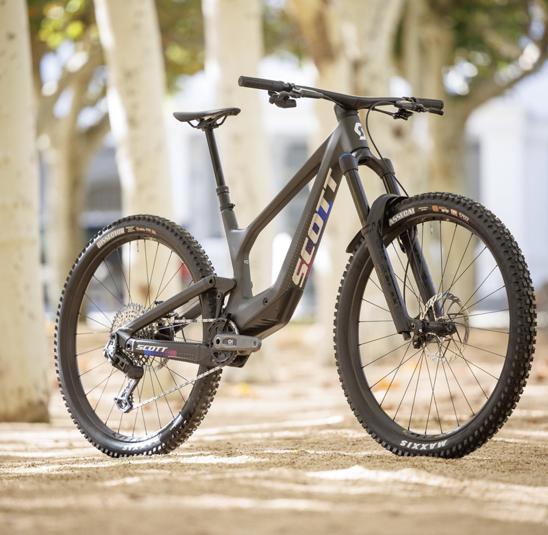 Scott Ransom 910 Carbon Full Suspension Mountain Bike SRAM GX T-Type XL  Carbon Black-1