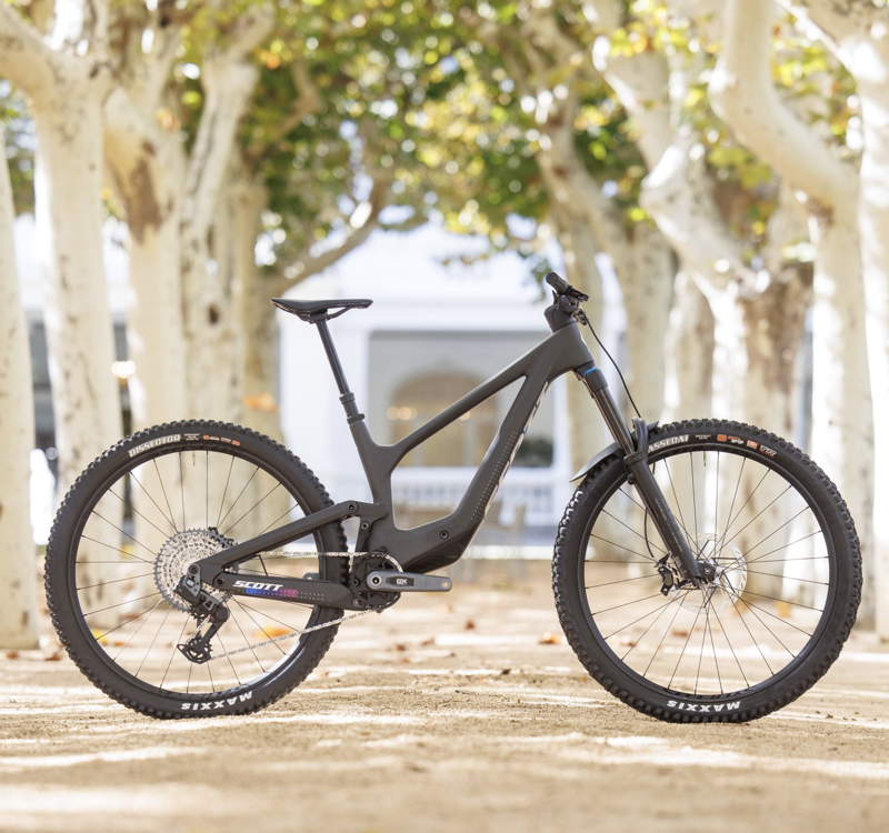 Scott Ransom 910 Carbon Full Suspension Mountain Bike SRAM GX T-Type XL  Carbon Black-2