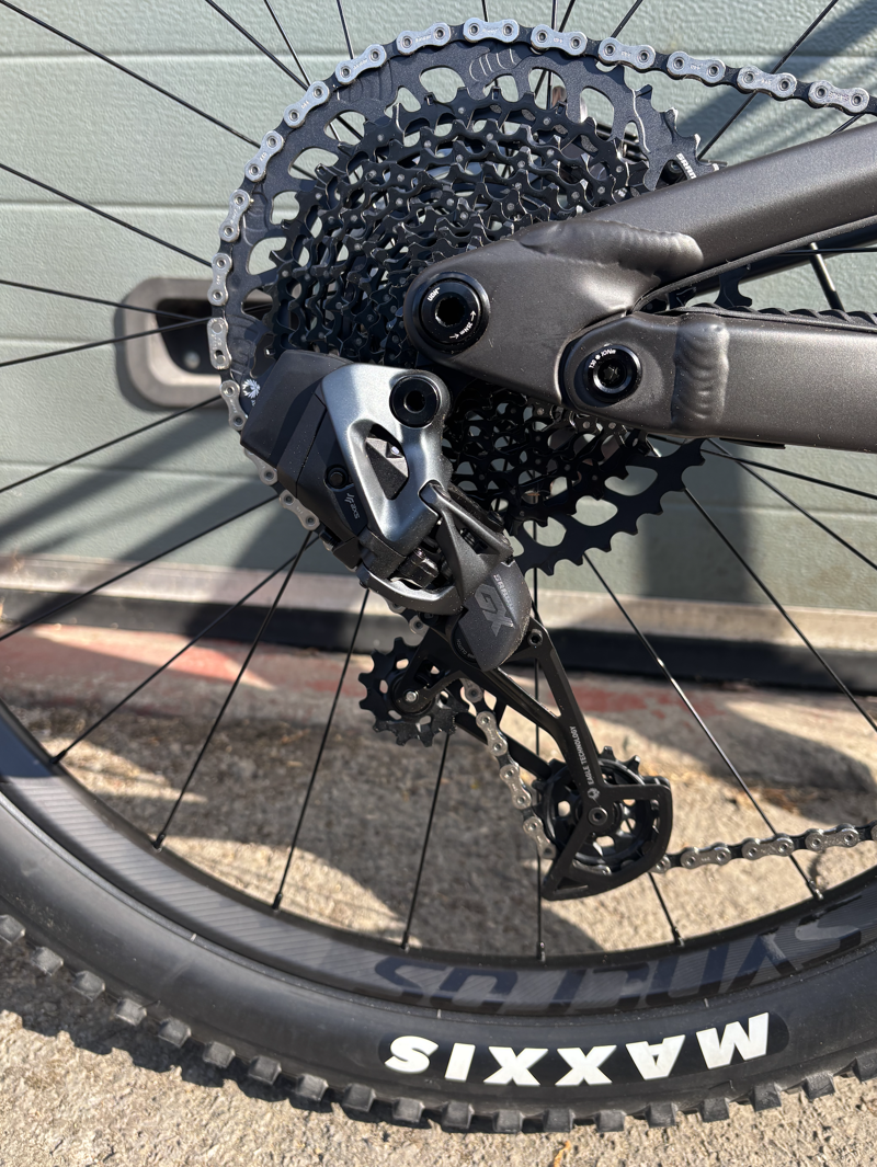 2025 Scott Genius ST 910 SRAM GX T-Type Carbon Mountain Bike Small and Medium Contessa Purple-2