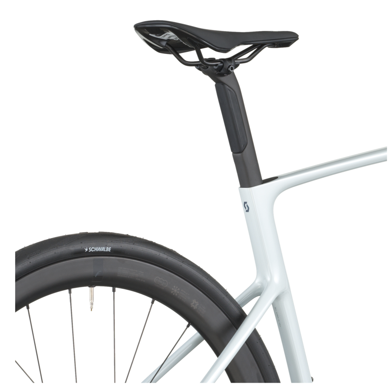 Scott Addict 20 Road Bike in Cumulus White-7