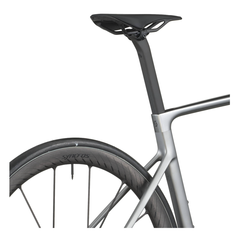 Scott Addict RC Ultimate Road Bike in Chrome Silver-7
