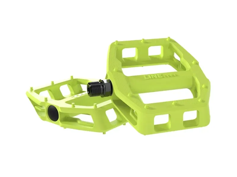 Trek Line Comp Flat Pedal Set 9/16 inch in Matte Volt