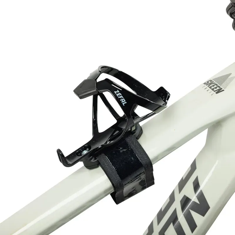 Universal Cage Mount With Pulse A2 Bottle Cage Black-3